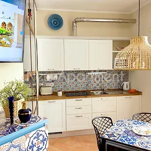 https://casa-azzurra-naples.hotels-amalfi.com