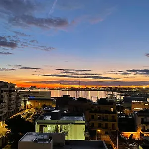 https://faro-sul-mare-luxury-apartment-zona-fiera.barihotels.org